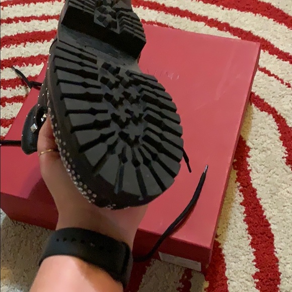 Valentino GARAVANI STUDDED COMBAT ANKLE BOOTS 40.5 - Picture 5 of 7